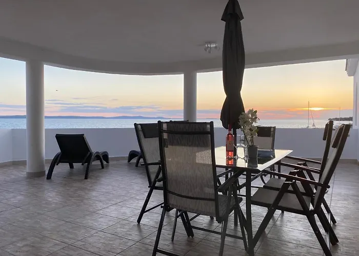 Вилла Magia Sul Mare Петрчане